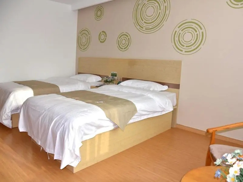 GreenTree Inn Baoding City Anguo City Baoheng Road Trading hall Express Hotel
