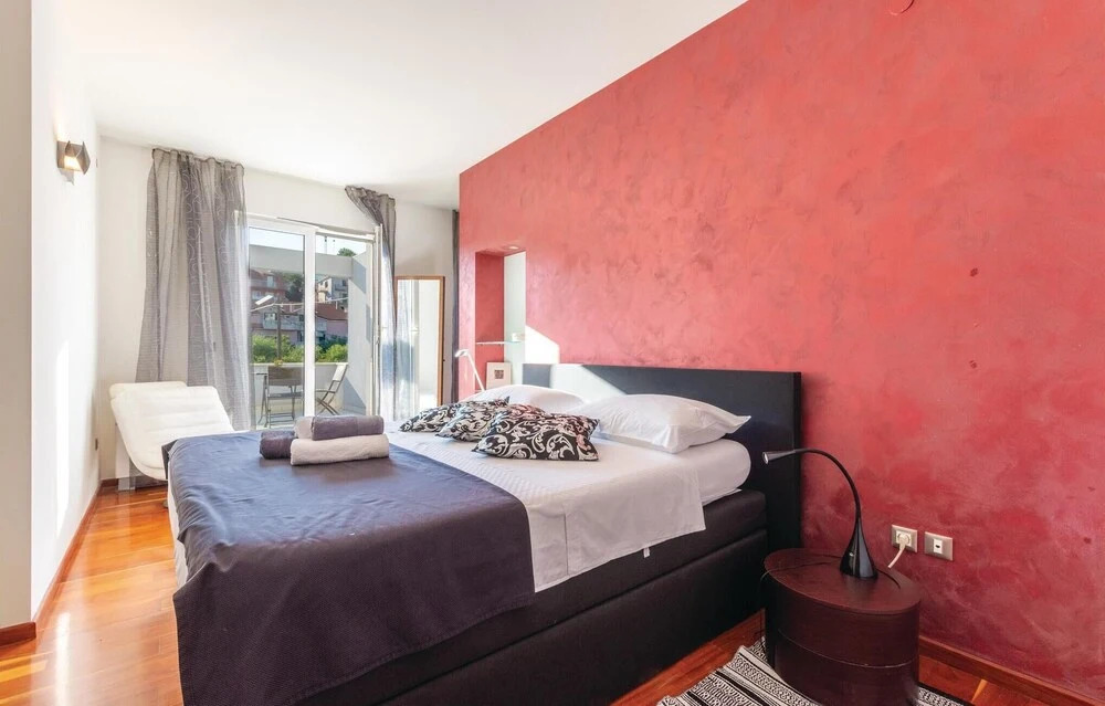 Amazing Home in Podstrana With Wifi, Outdoor Swimming Pool and Heated Swimming Pool