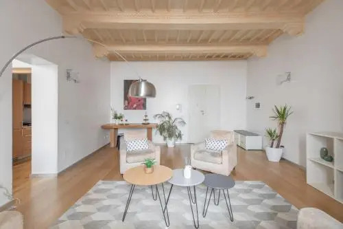 Iflat Navona White And Stylish Apartment