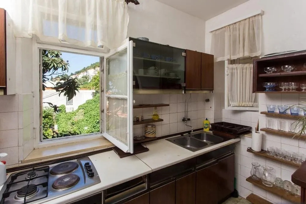 Ploce Apartments - Jelena