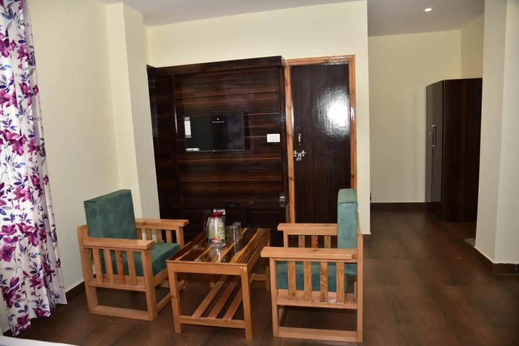 Royal Cedar BnB