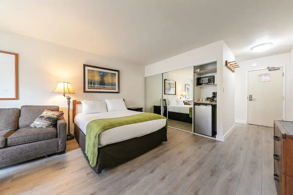 234 Bldg C 1 Bedroom Condo