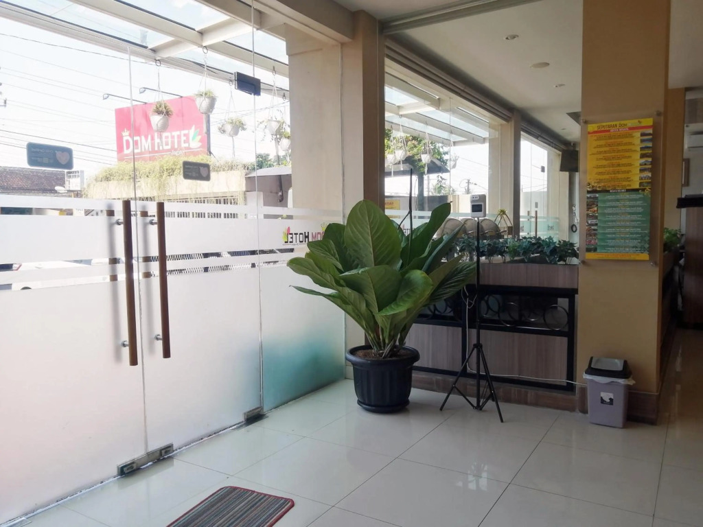 RedDoorz Plus @ Jalan Kaliurang