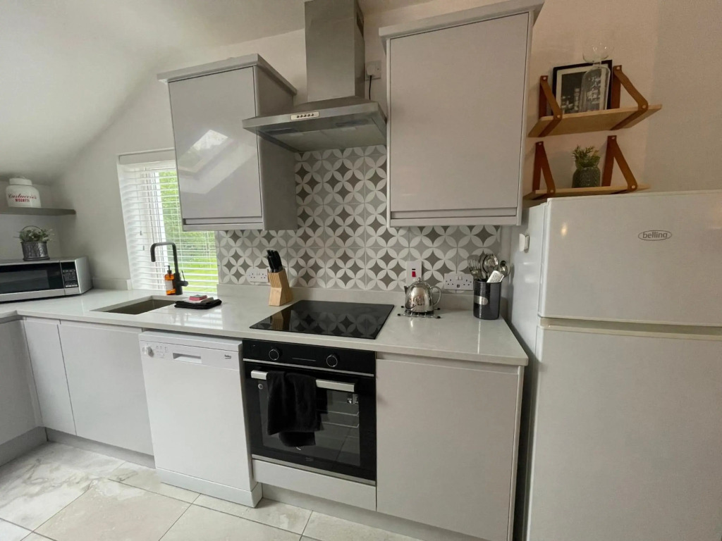 Rosebank Apartment no 3
