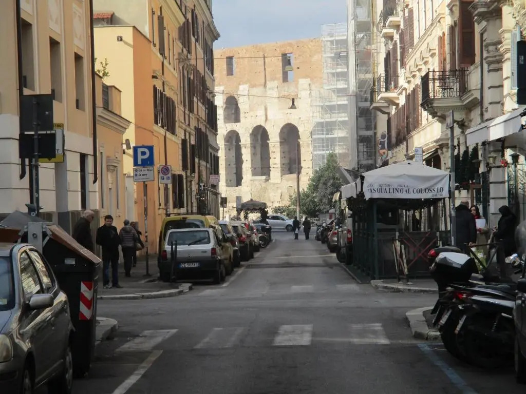 Appartamento Santi Quattro - Colosseo