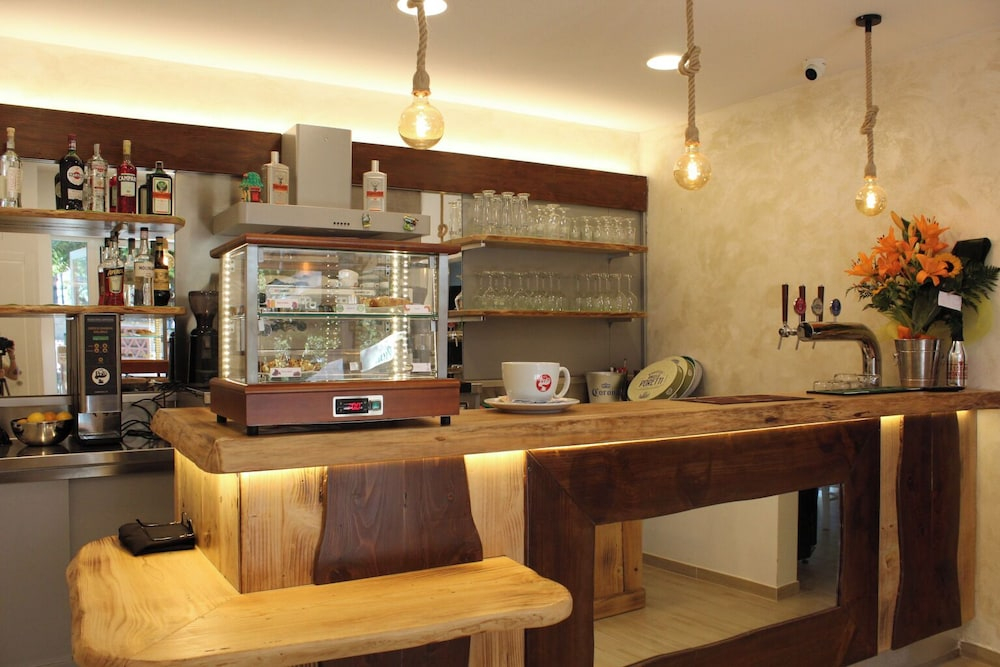 Hotel Ristorante La Collina