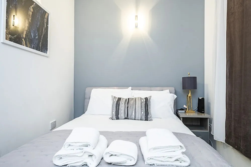 Laystall Apartment by Flexystays