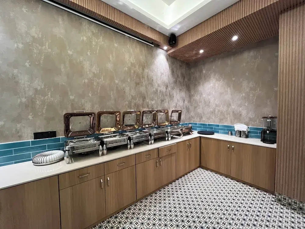 Esquire Hotel Mumbai