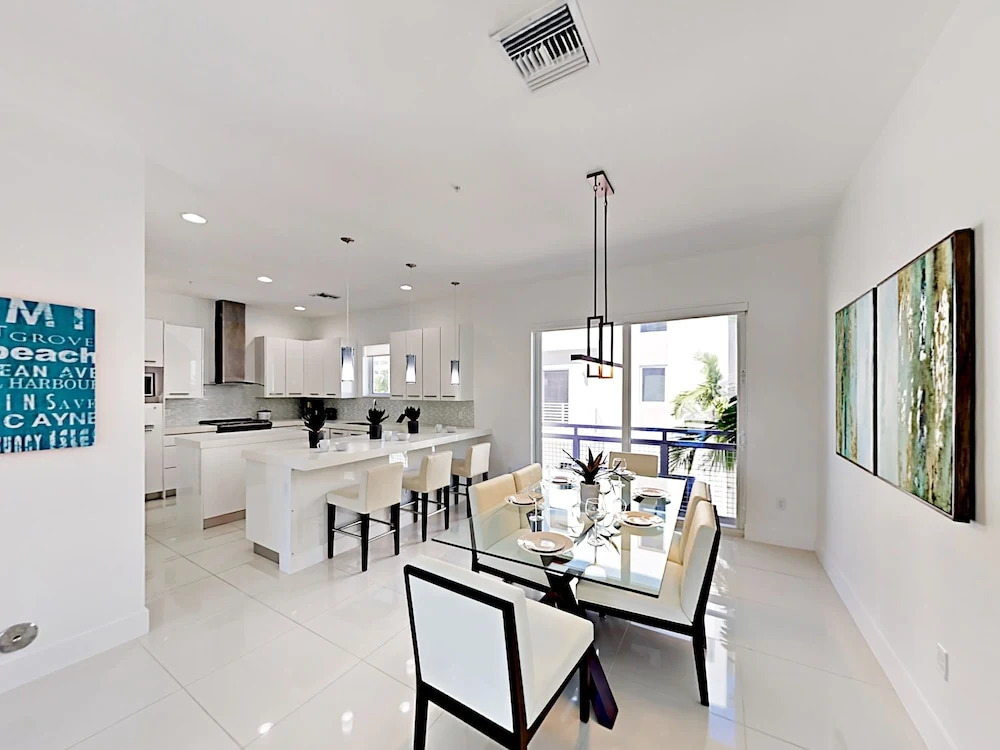 1339 Ocean Boulevard Condo Unit #14b 4 Bedrooms 3.5 Bathrooms Condo