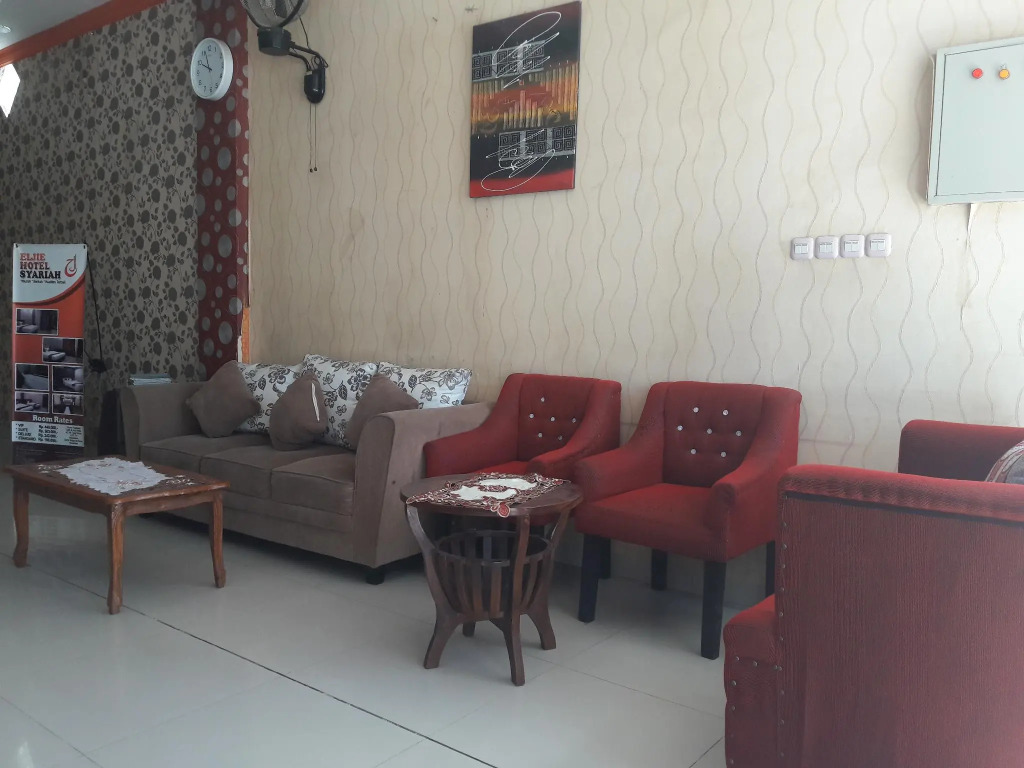 Eljie Hotel