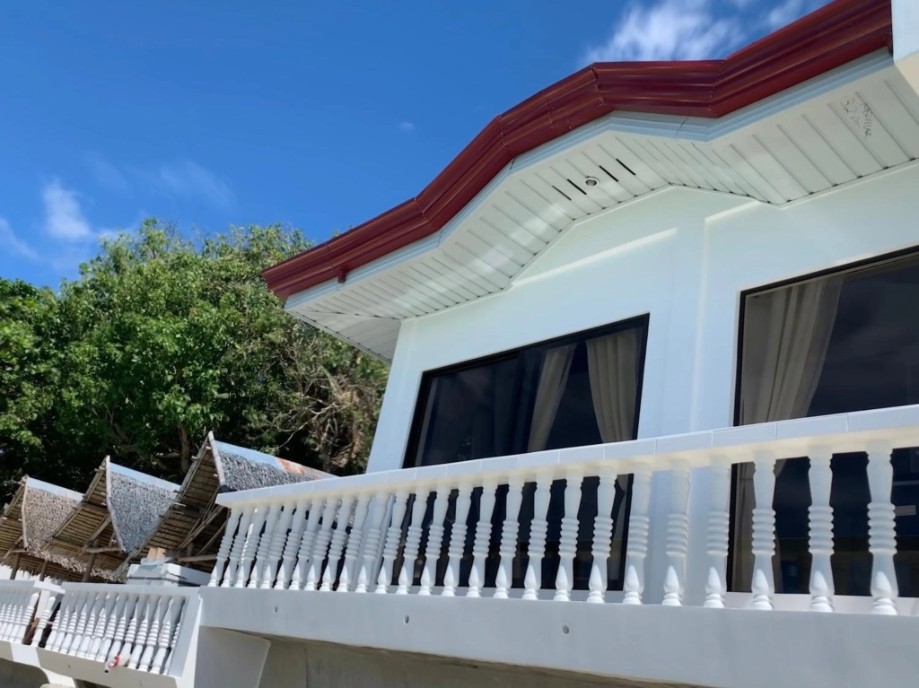 LUNA OSLOB TRAVELLERS INN - Beach Front