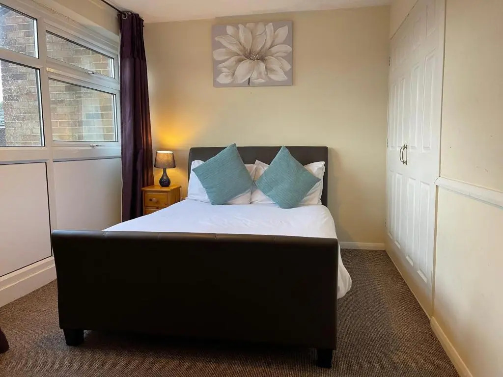 Heart of Canterbury Holiday Home Sleeps 7 Wifi