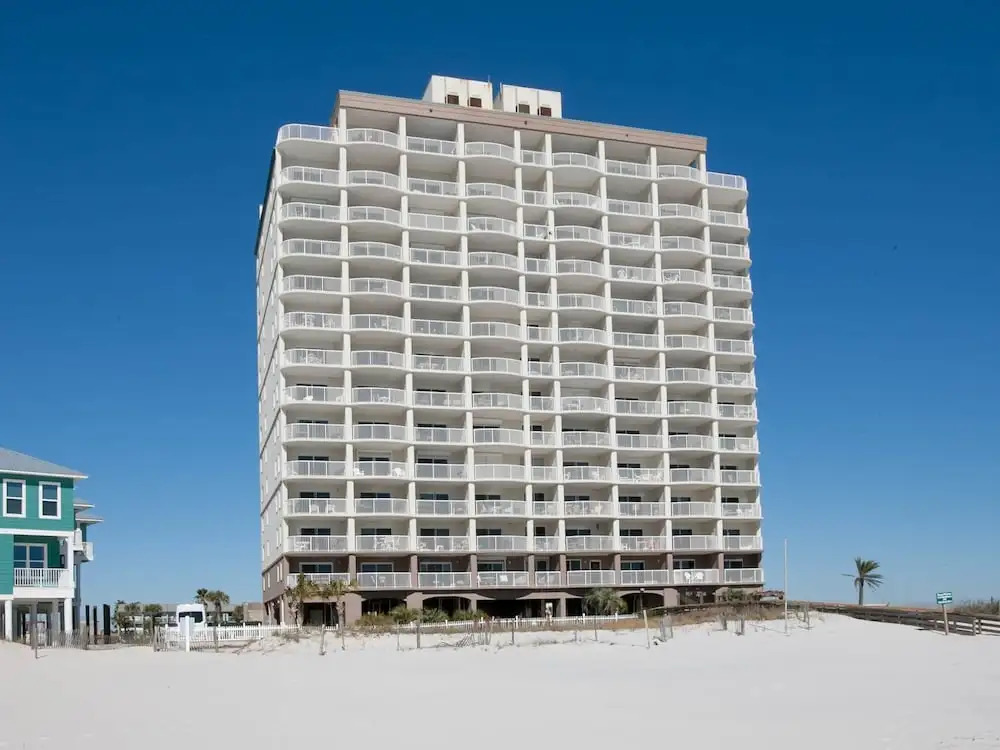 Gulf-front Getaway W/ Pools & Private Balcony 1 Bedroom Condo