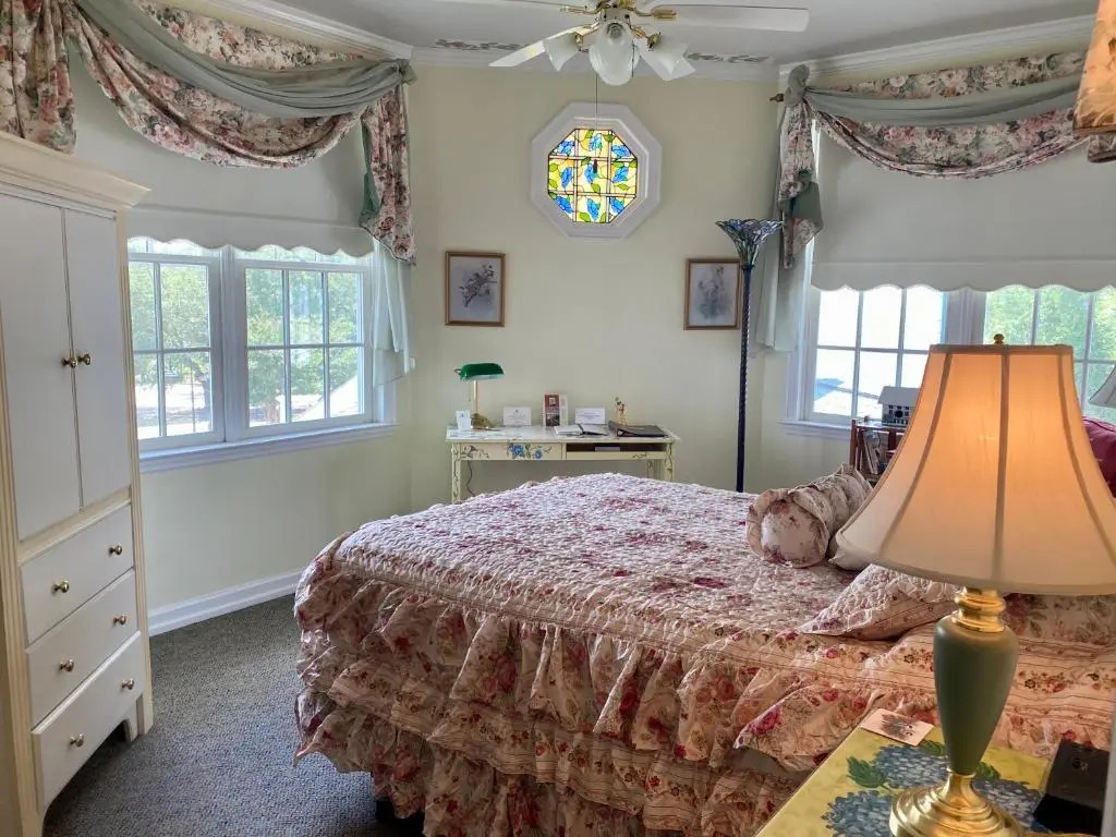 The Cypress Inn