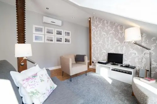 Feels Like Home Chiado Terrace Flat
