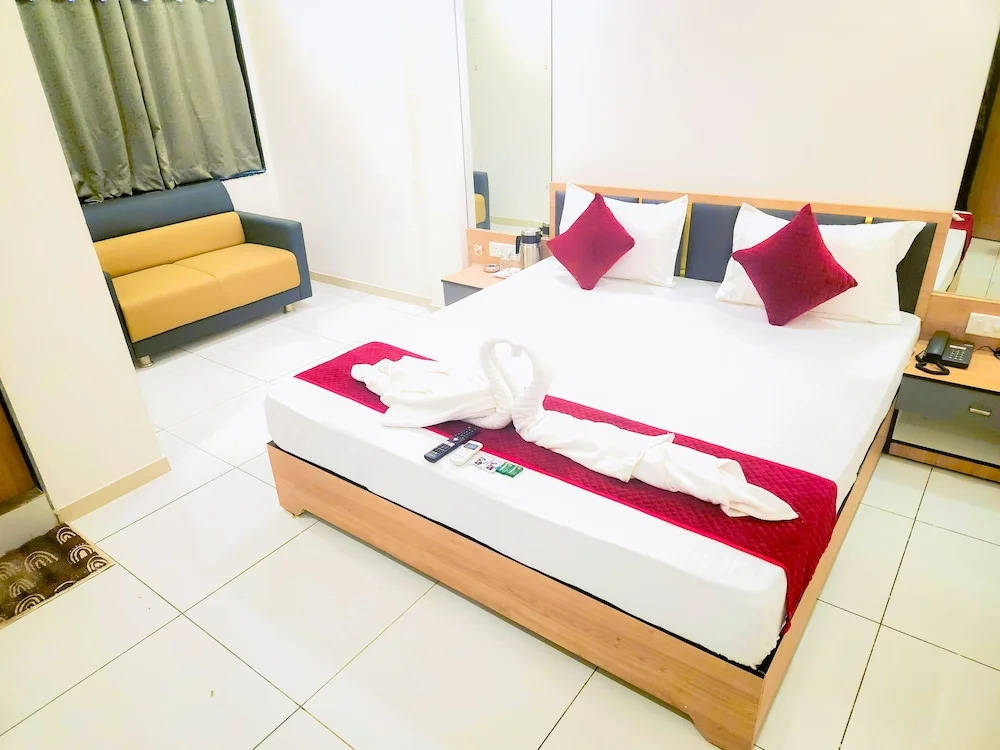 Hotel Near Me, Rajkot