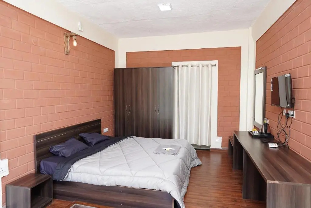 Tea Leaf Stays by Brown Tree Resorts