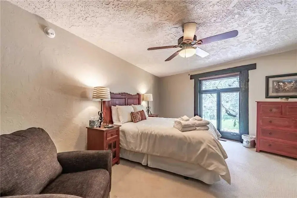 Ruidoso Respite - Six Bedroom Cabin with Hot Tub