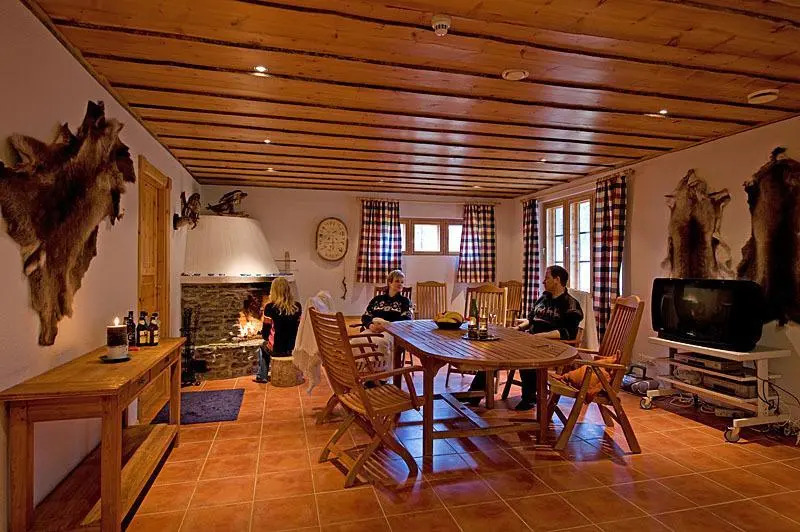 Levi Lodge