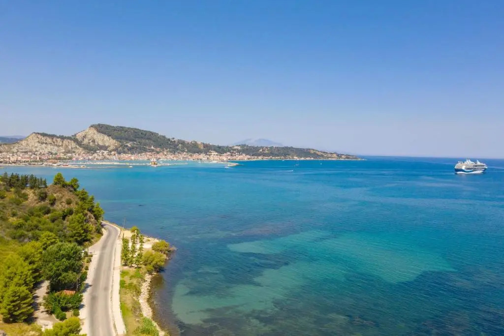 Venetico Beachfront Apartments & Suites - Sea View Suite