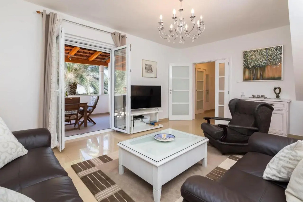 Holiday Home Brac