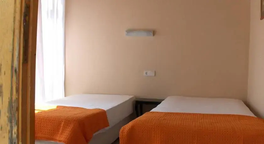 Cinaraltı Pansiyon