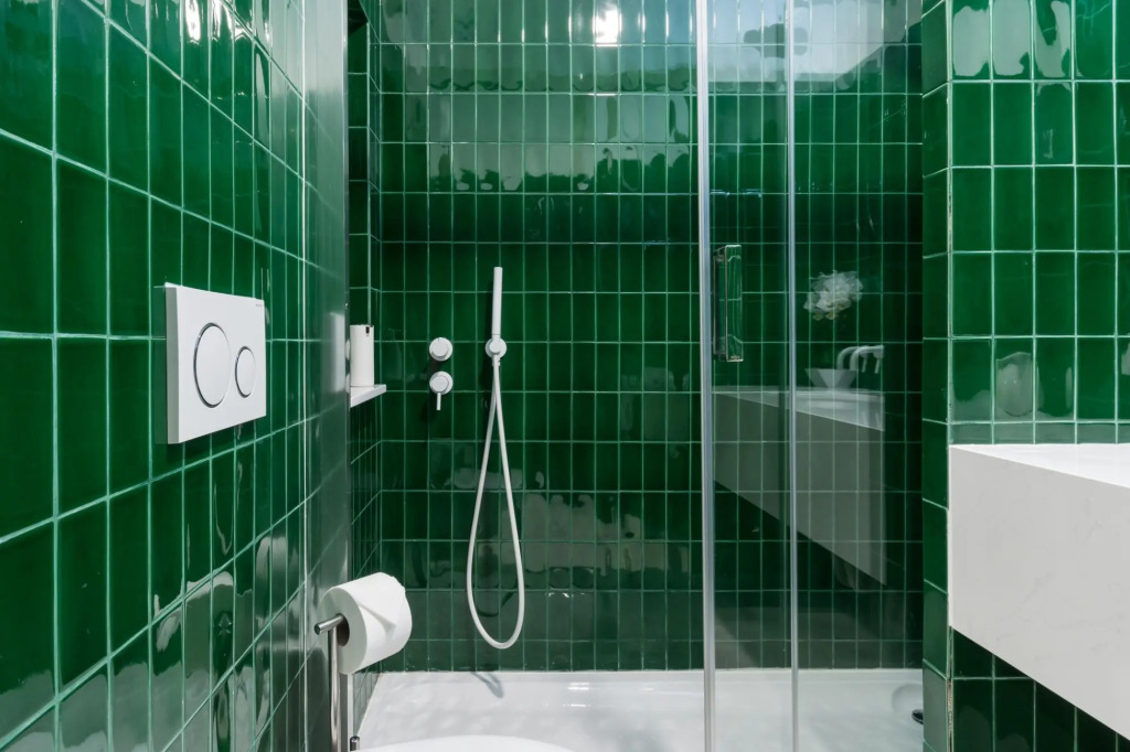 3 Bedroom Apt. with Grand Terrace