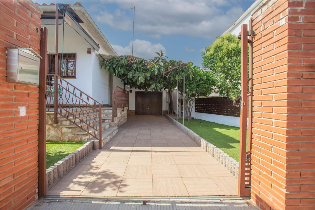 Apartamento planta baja 800 Mt playa Torredembarra