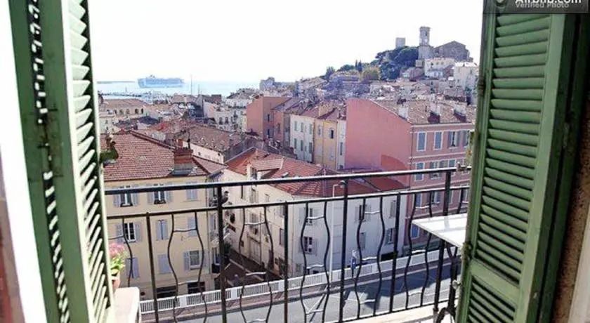 Cannes 2 bedroom flat