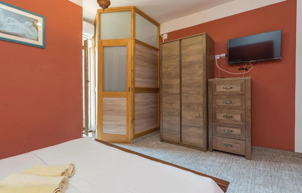 Amazing Home in Vir With 9 Bedrooms, Wifi and Outdoor Swimming Pool