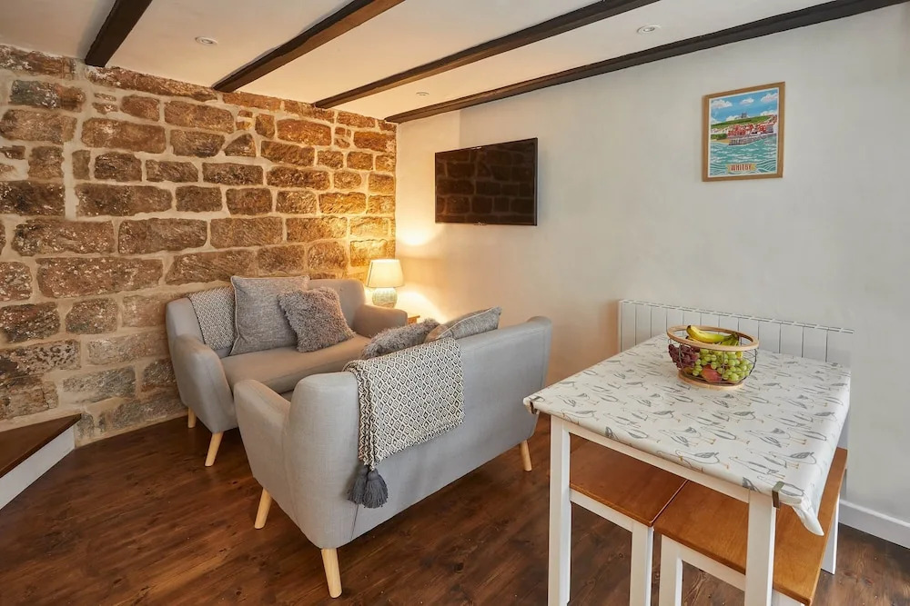 Host & Stay - Dolphin Cottage 1736