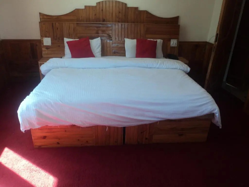 Red Rose Cottages Manali