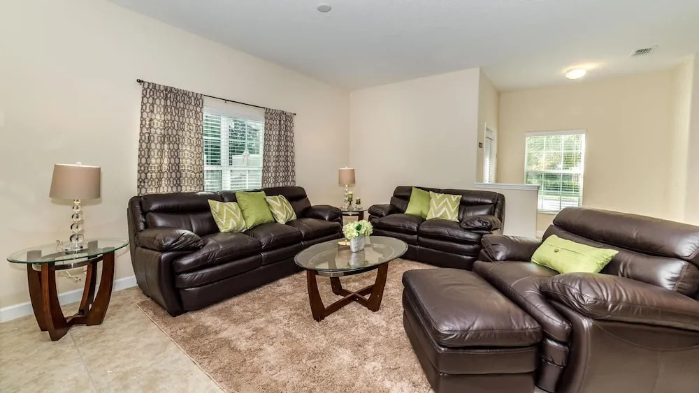 8980 Cat Palm Road