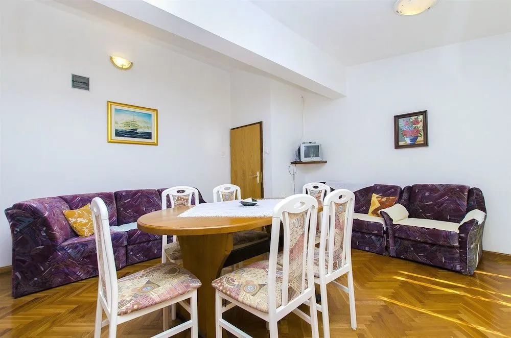 Apartments Vladimir
