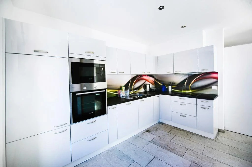 Junior Suite Apartment by Livingdowntown