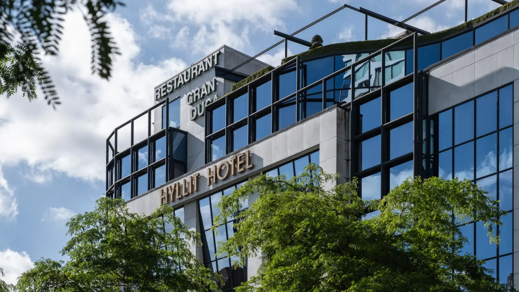 Hyllit Hotel
