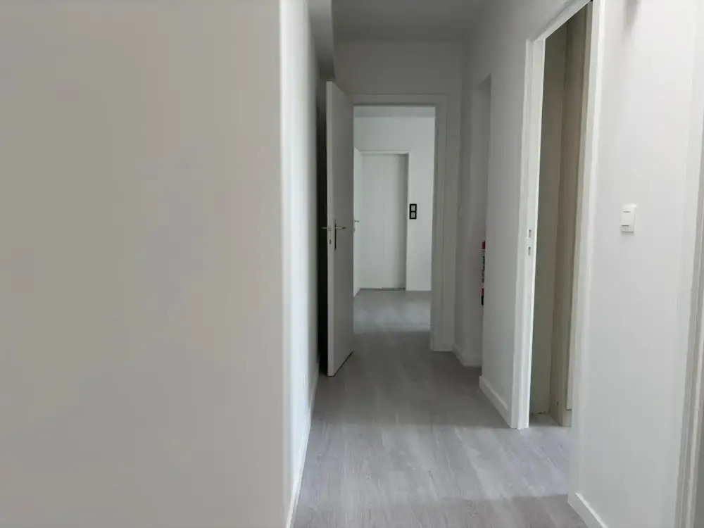 Stylish 3-bedroom Apartment With sea View