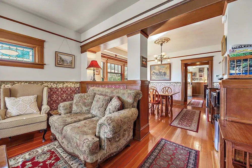 Abigails Bed and Breakfast Inn