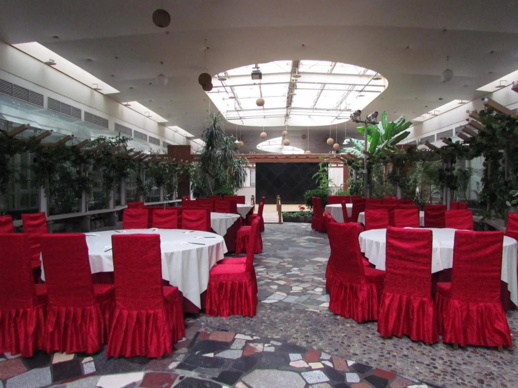 Tianjin Super Garden Hotel