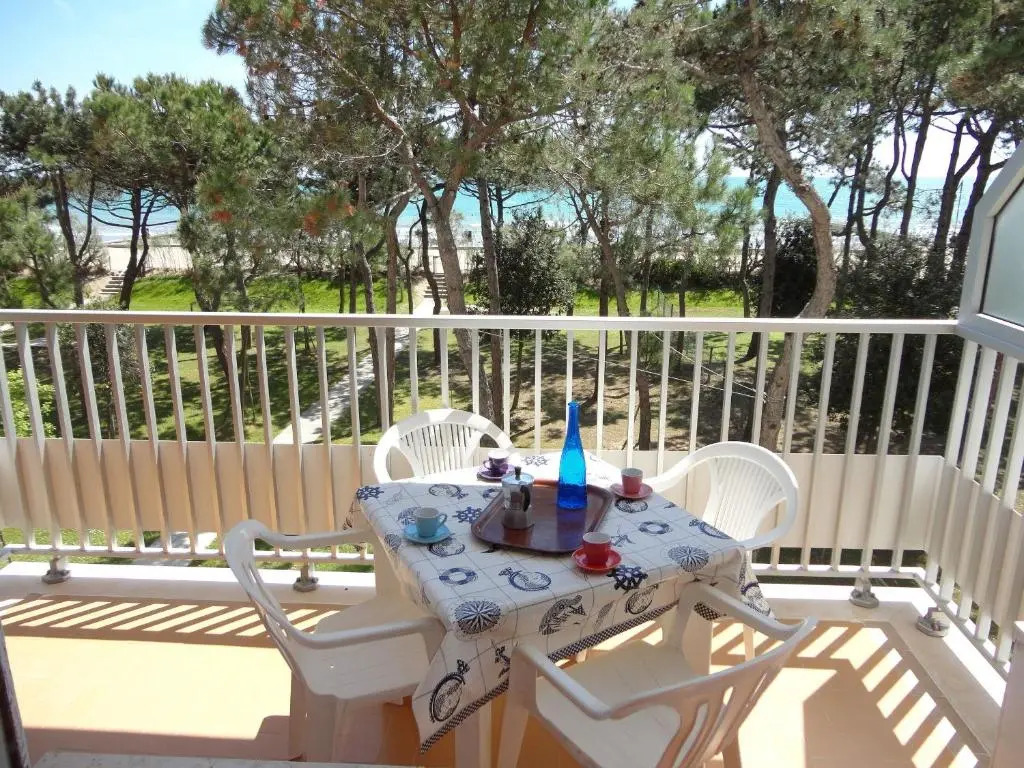 Renovated Apartment With sea View Terrace