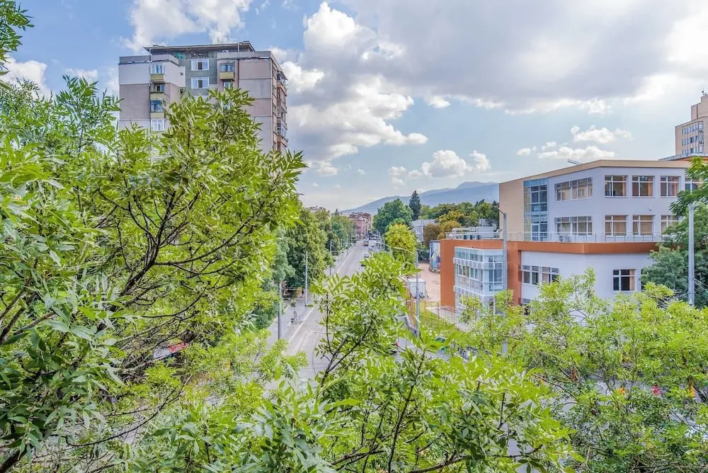 Fm Premium 2 Bdr Apartment Dondukov Blvd