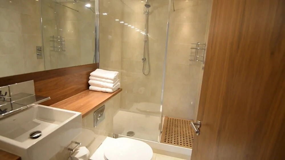 Spacius 3-bed Apartment in Kensington, London