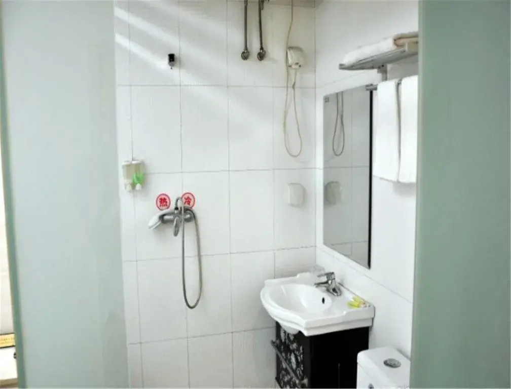 Tianjin Huize Business Hotel