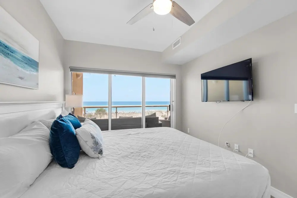 Emerald Isle unit 206