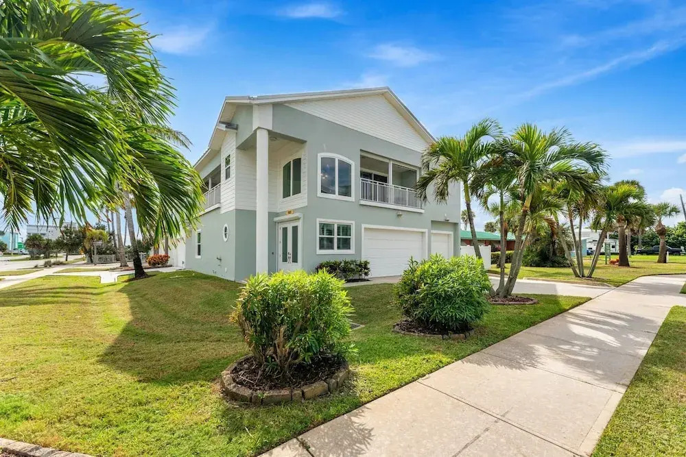 3811 Ocean Beach Blvd