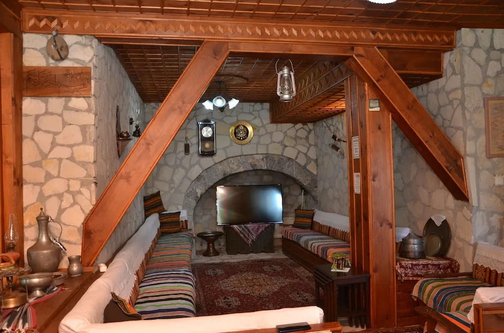 Dibekönü Konak