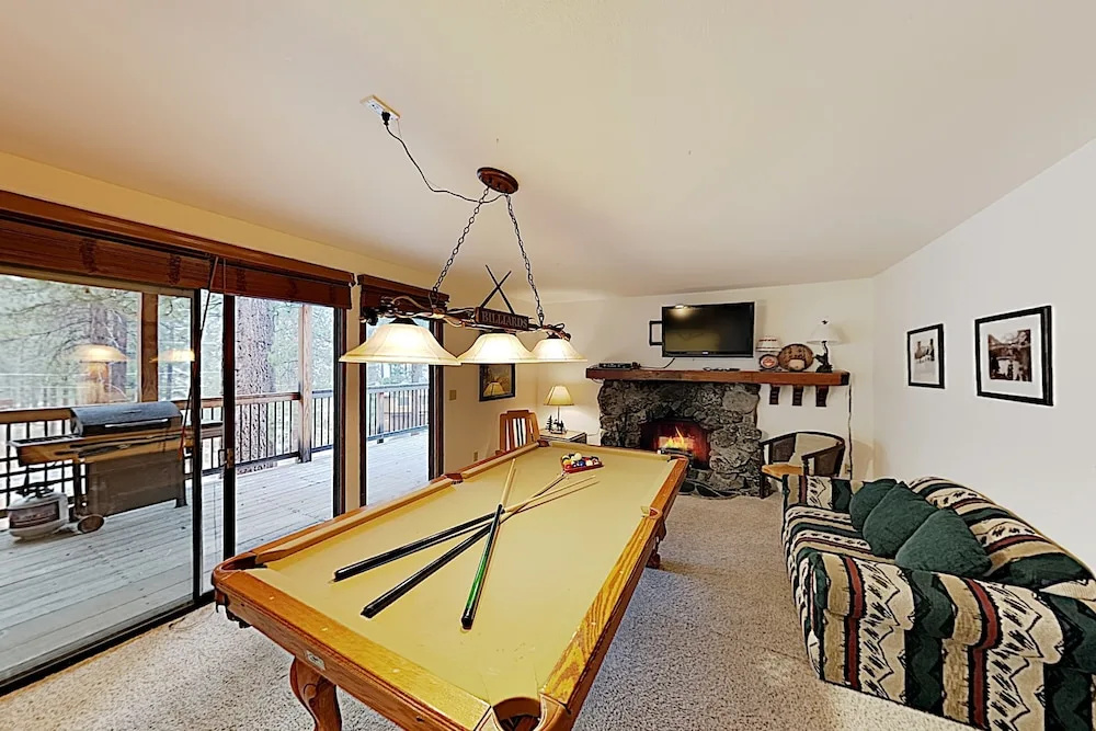 New Listing! Alpine Gem W/ Game Room & Hot Tub 3 Bedroom Home