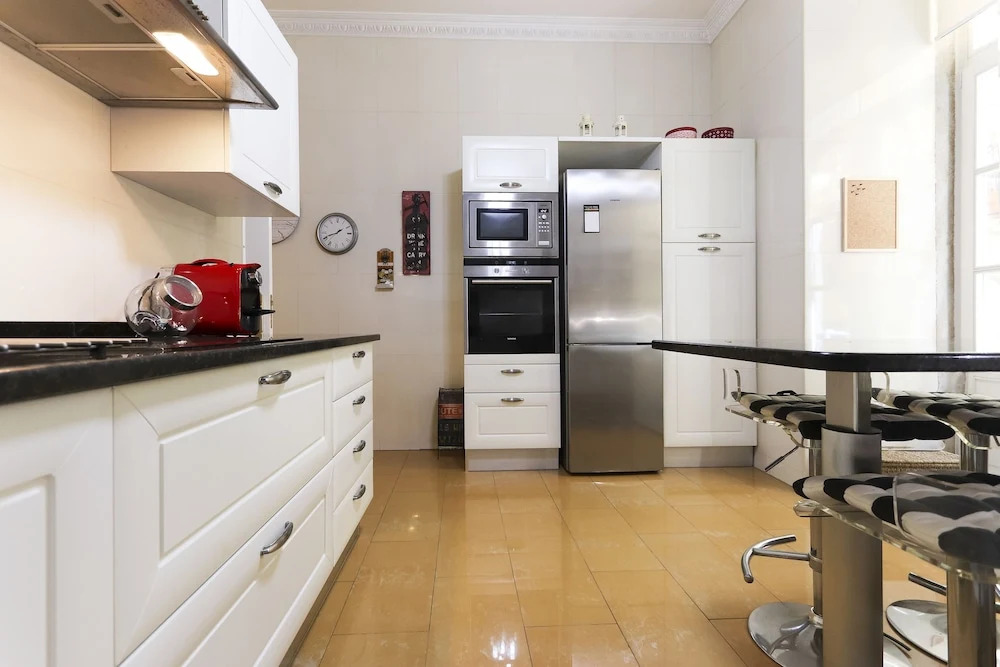 The Canary - Spacious Apartment at Downtown with Views