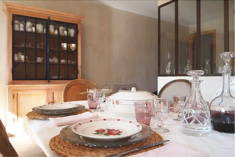 CHAMBRES DHÔTES LOréliane en Provence SPA