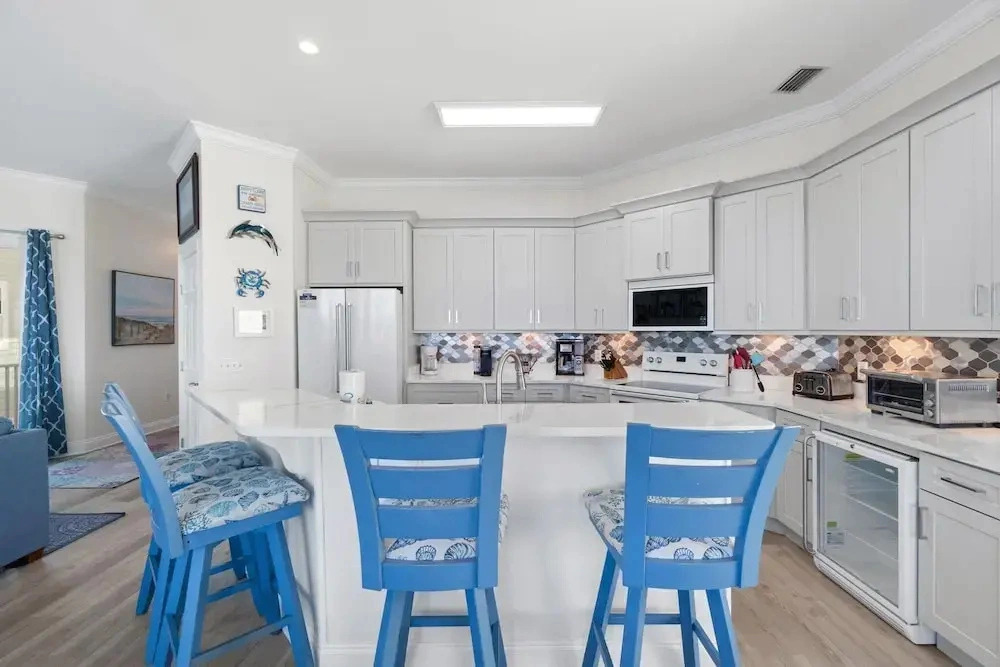 Courageous Beach House Suite D